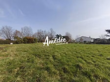 terrain constructible viabilisé à vendre