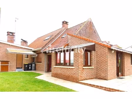 maison 7 pièces - 143 m²
