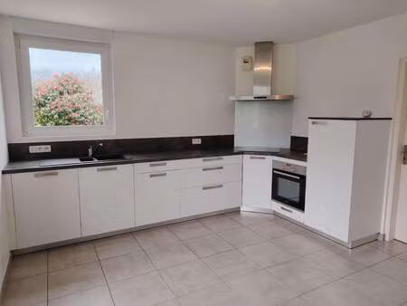 location maison à ploudaniel (29260) : à louer / 130m² ploudaniel