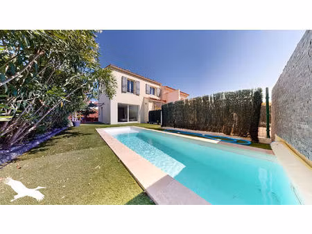 vente maison 4 pièces 90 m² avec piscine et garage. entre la ciotat et ceyreste