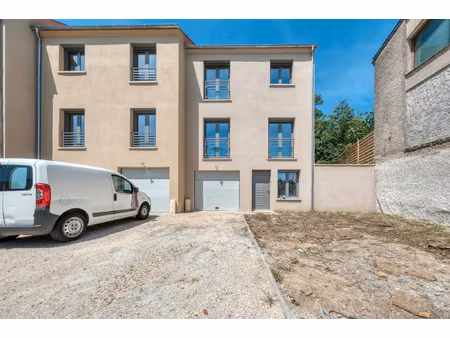 maison neuve rt 2012 - 130m2 + sous-sol - 4 chambres - jard