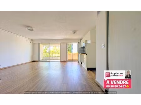 a saisir 3 pieces 65 m² avec garage. avenue de la roubine : mer et centre ville a pied