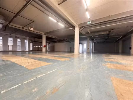 location local d'activités ivry sur seine 2 966 m²