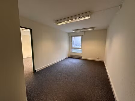 en vente bureau 261 m² – 331 992 € |metz