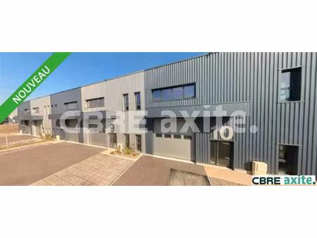 location local d'activités bourgoin jallieu 1 486 m²