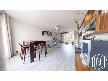 thiais - coeur de ville - appartement 3/4 pieces - 89m² - balcon - parking