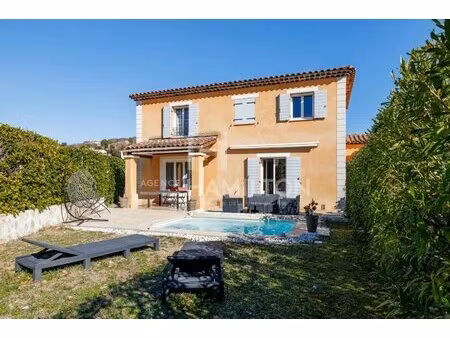 maison 4 pièces au rouret