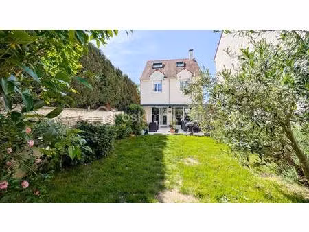 maison 4 chambres sans vis-a-vis