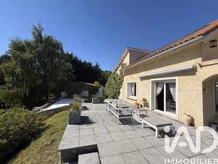 maison à chaspinhac (43700)