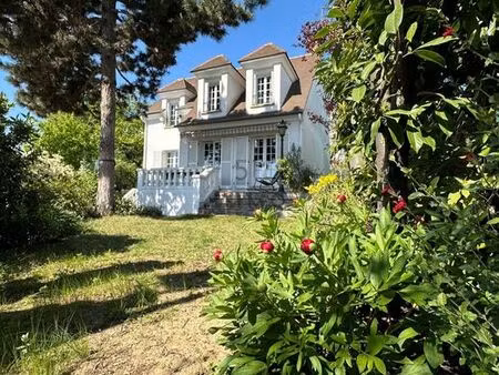 maison de 7 pièces de luxe en vente à fontenay-aux-roses  île-de-france