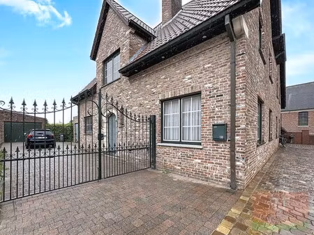 huis te huur in bavegem met 3 slaapkamers