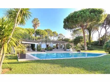 villa d'exception à vendre à saint raphaël - valescure  7 pièces  piscine chauffée