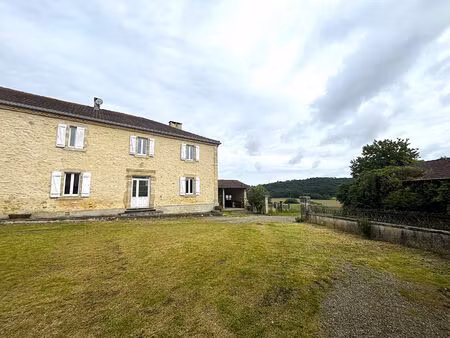 location maison 4 pièces 170m²