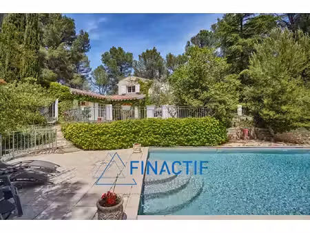 achat maison 8 pièces 253m²