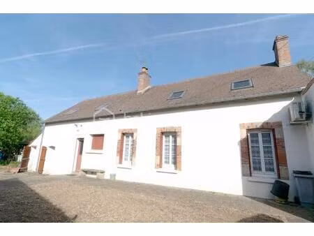 maison de 270 m² à les bordes