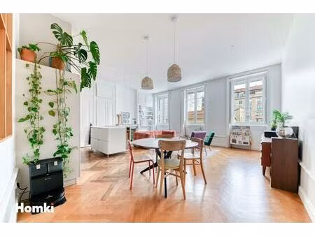appartement t5 de 107 m2 à lyon 69007  rue chalopin