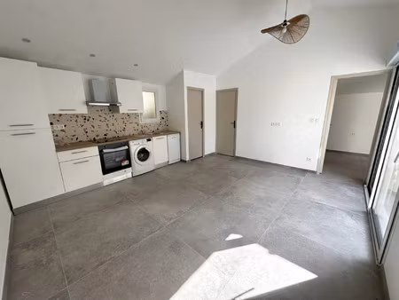 vente appartement 2 pièces 48 m² toulon (83100)