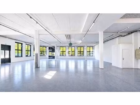 location local d’activités fresnes 94260 550m²