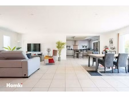 maison/villa t4 de 125 m2 à carbonne 31390