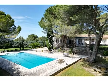 villa de luxe à vendre à eygalières : 1 230 000 € | 180m²