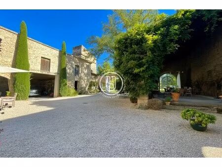 villa de luxe à vendre à uzès : 1 950 000 € | 498m²