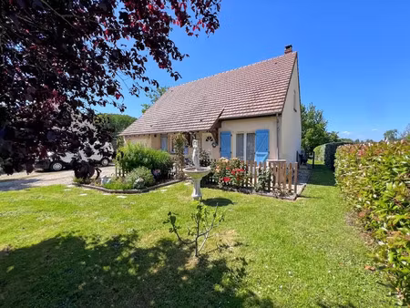 vente maison 5 pièces 117 m² à cléry-saint-andré (45370)  243 800 €