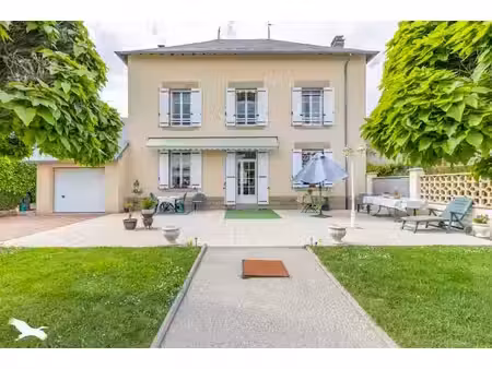 vente maison 6 pièces 165 m² à dun-le-palestel (23800)  223 024 €
