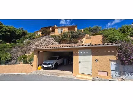 villa de plain pied avec vue panoramique sur l'esterel et garage 2 voitures