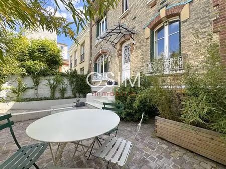 maison de prestige de 215 m2 en location colombes  île-de-france