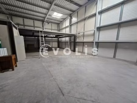 location local d’activités breuillet 91650 332m²