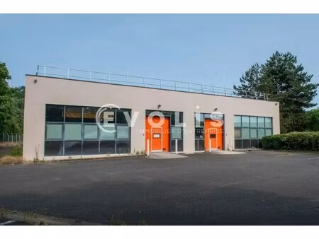 location local d'activités 2 000 m²