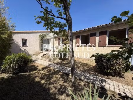 rochefort du gard maison de 110m² sur 323m²
