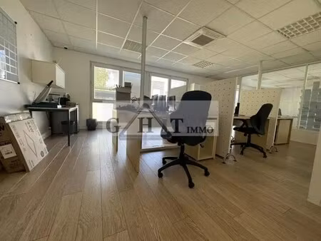 vente entrepôt creteil 94000 160m²
