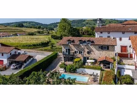 maison avec piscine et terrasse ainhoa (64)