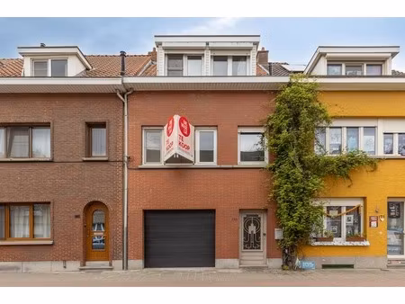 huis te koop in merksem met 3 slaapkamers