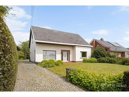 huis te koop in avelgem met 4 slaapkamers