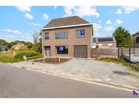 huis te koop in berlare met 3 slaapkamers