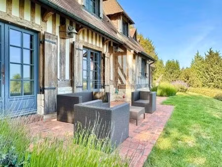 maison de luxe de 4 chambres en vente à pont-l'évêque  france