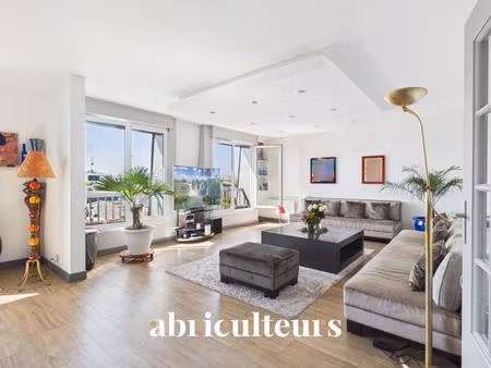appartement en dernier étage - 187 m² au sol - 6 pièces - charenton-le-pont