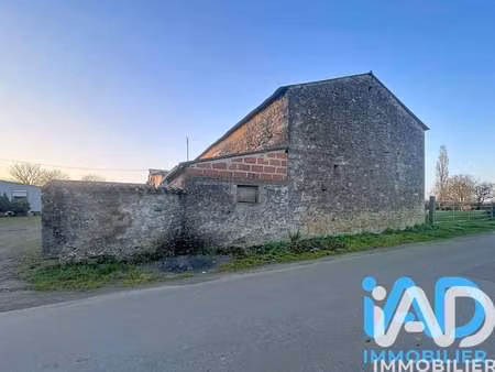 vente maison à saint-maixent-de-beugné (79160) : à vendre / 100m² saint-maixent-de-beugné