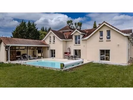 maison de 10 pièces de luxe en vente à saint-géraud-de-corps  nouvelle-aquitaine