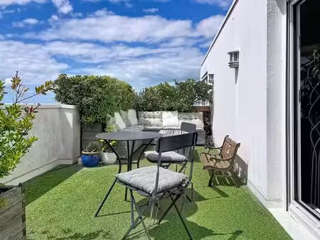 vente appartement la rochelle 17000 - - surface privée