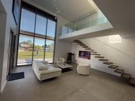 maison à vendre la riche
