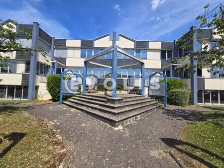 location bureaux 100 m²