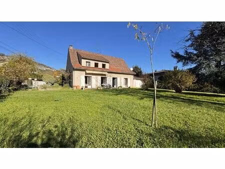 opportunité: une belle maison traditionnelle à fort potentiel  proche des commodités