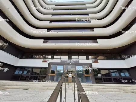 vente bureaux 350 m² à 742 m²