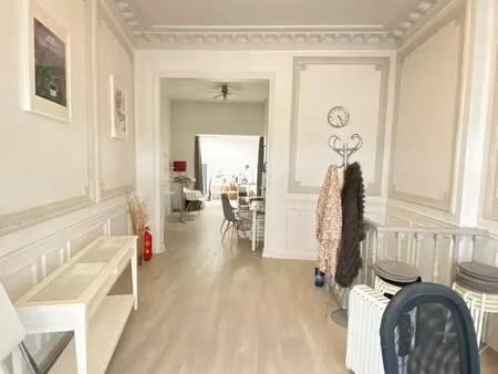 location commerce paris 75016 53m²