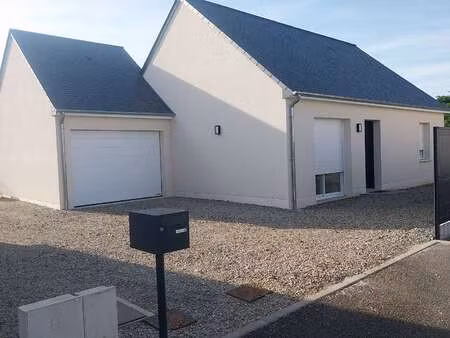 location maison à meslay-du-maine (53170) : à louer / 64m² meslay-du-maine