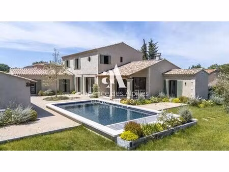 maison de campagne de luxe de 8 pièces en location saint-rémy-de-provence  provence-alpes-
