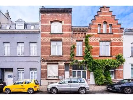 appartement – 1 chambre – cour intérieure